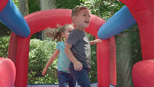 Radio Flyer Backyard Bouncer JR, Bounce House, Inflatable Jumper with Air Blower | Ages 2-8 Years (Amazon Exclusive)